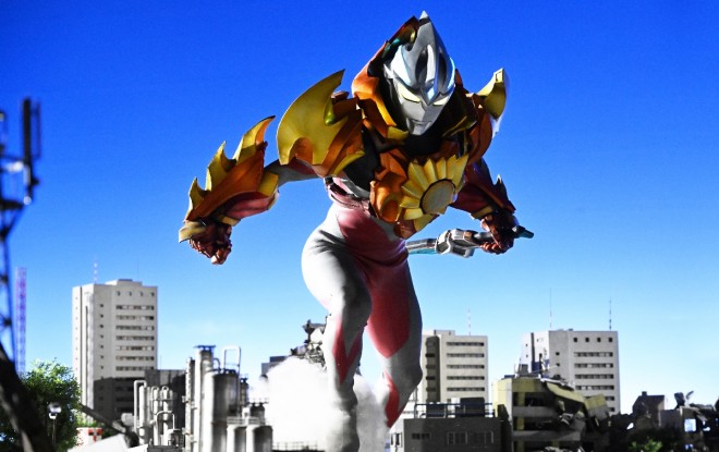 Scene from Ultraman Arc The Movie: Superdimensional Showdown!